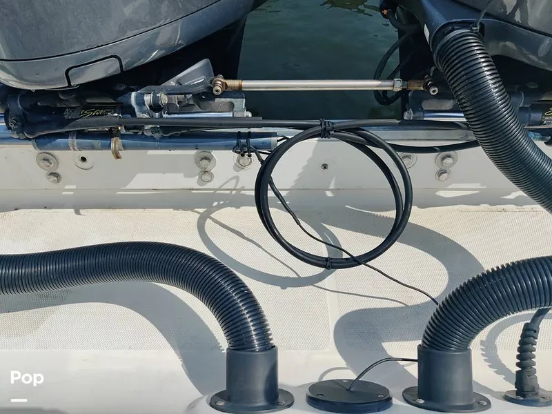 Slide: The Image of Hydra-Sports 3300 VX Vector Express 2005 - 10962212