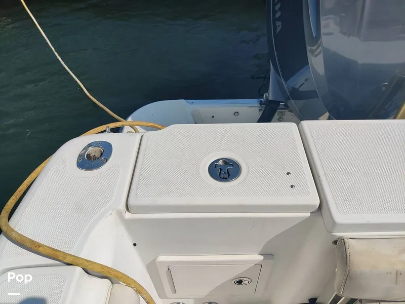 Slide: The Image of Hydra-Sports 3300 VX Vector Express 2005 - 10962221