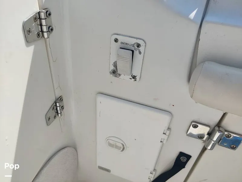 Slide: The Image of Hydra-Sports 3300 VX Vector Express 2005 - 10962239