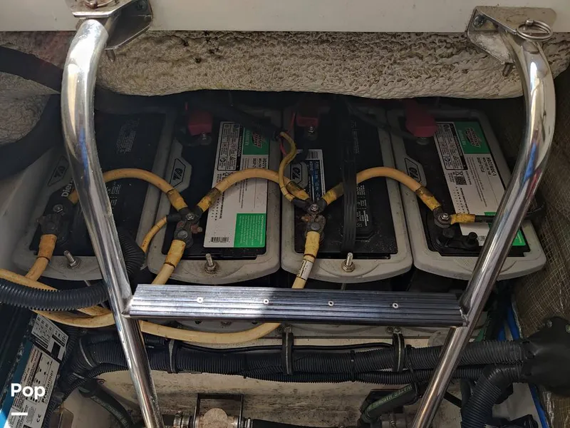 Slide: The Image of Hydra-Sports 3300 VX Vector Express 2005 - 10962260