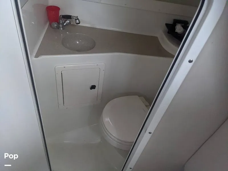 Slide: The Image of Hydra-Sports 2800 WA Vector 2005 - 11043867