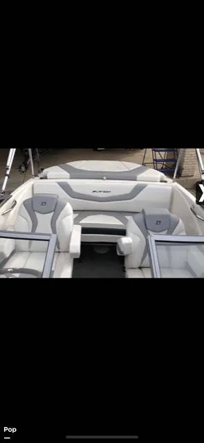 Slide: The Image of Larson LX 185S 2014 - 11026379