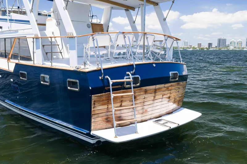Slide: The Image of Sea Ranger 45 Sundeck 1983 - 12