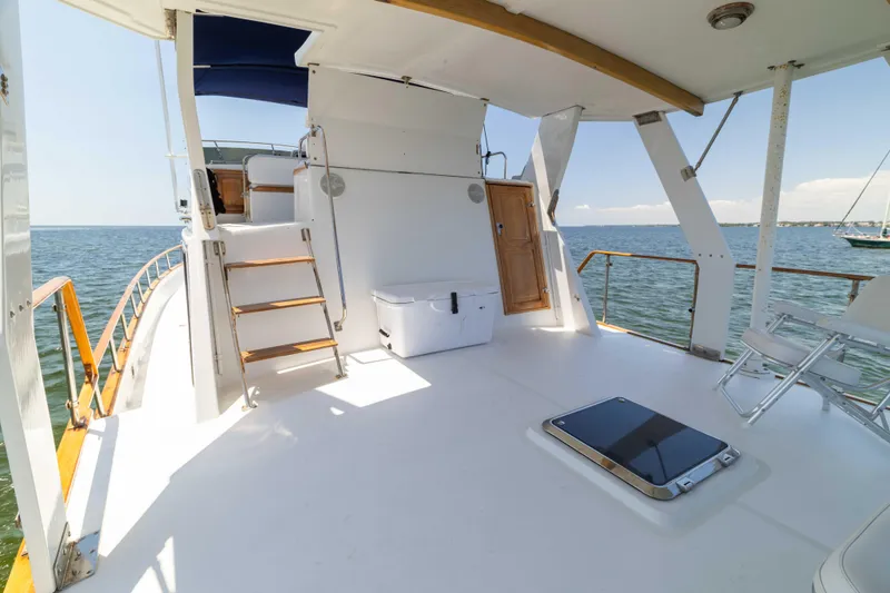 Slide: The Image of Sea Ranger 45 Sundeck 1983 - 29