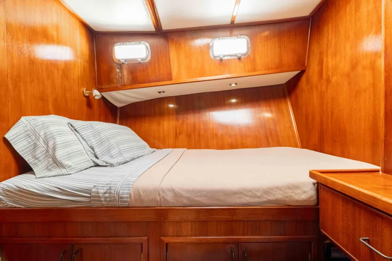 Slide: The Image of Sea Ranger 45 Sundeck 1983 - 55