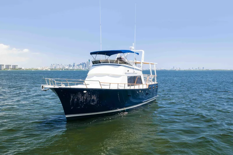 Slide: The Image of Sea Ranger 45 Sundeck 1983 - 10
