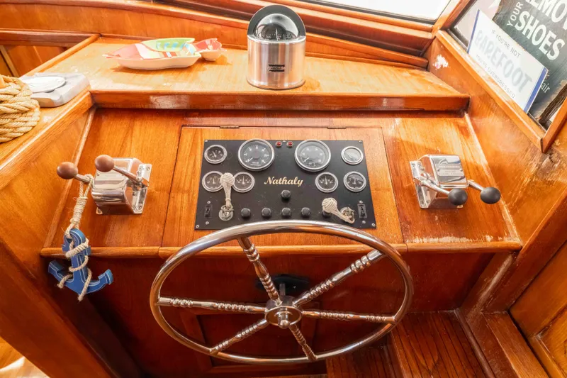 Slide: The Image of Sea Ranger 45 Sundeck 1983 - 47
