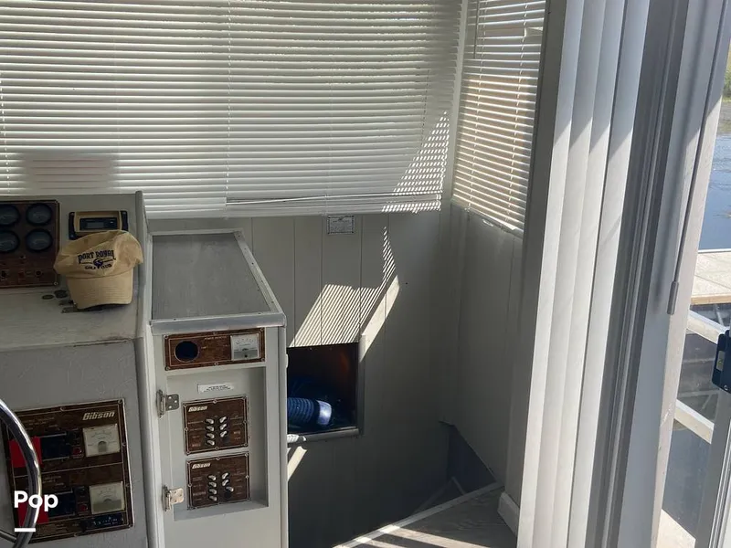 Slide: The Image of Gibson 44 1987 - 15885846