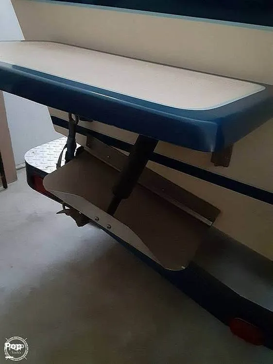 Slide: The Image of Tarva Cruiser Deluxe 21 1980 - 10924656