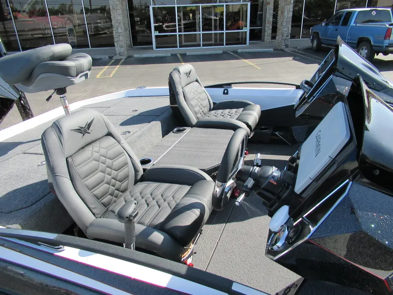 Slide: The Image of Vexus VXS 20 2025 - 4