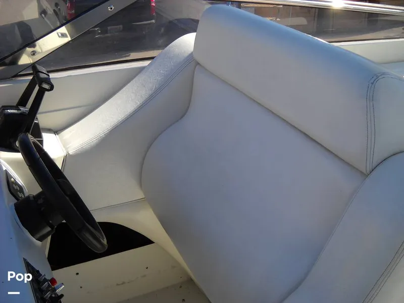 Slide: The Image of Helm Bolster Seat - 11233421