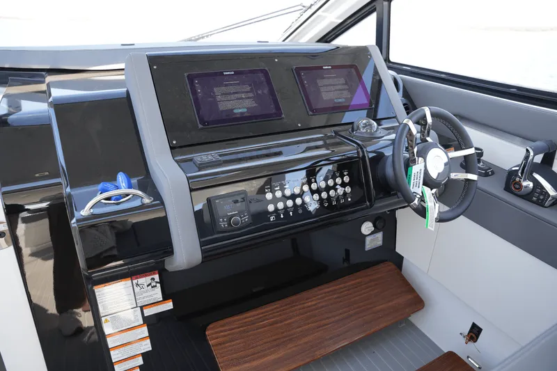 Slide: The Image of Cruisers Yachts 42 GLS 2025 - 26