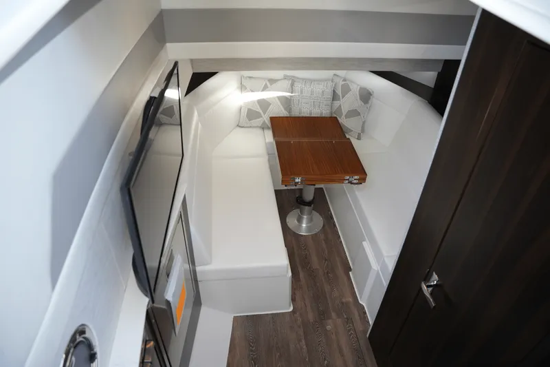 Slide: The Image of Cruisers Yachts 42 GLS 2025 - 38