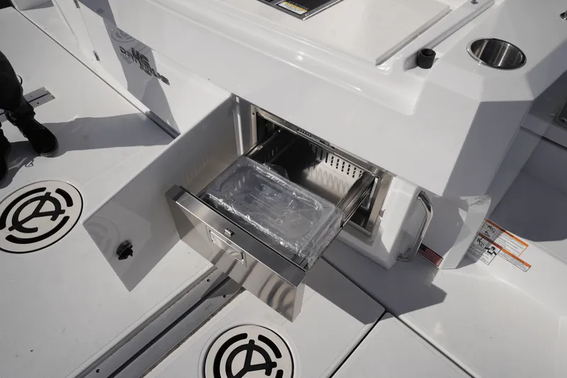 Slide: The Image of Cruisers Yachts 46 Cantius 2025 - 15