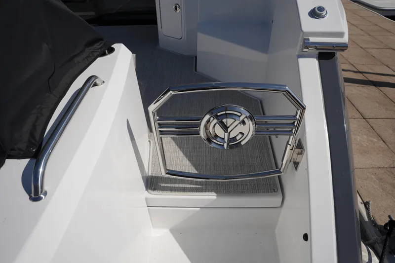 Slide: The Image of Cruisers Yachts 46 Cantius 2025 - 17