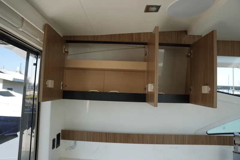 Slide: The Image of Cruisers Yachts 46 Cantius 2025 - 22