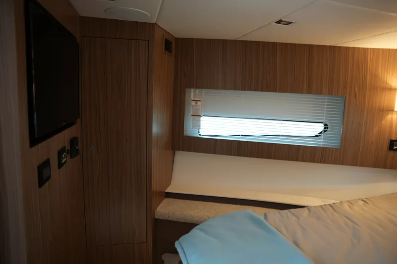 Slide: The Image of Cruisers Yachts 46 Cantius 2025 - 52