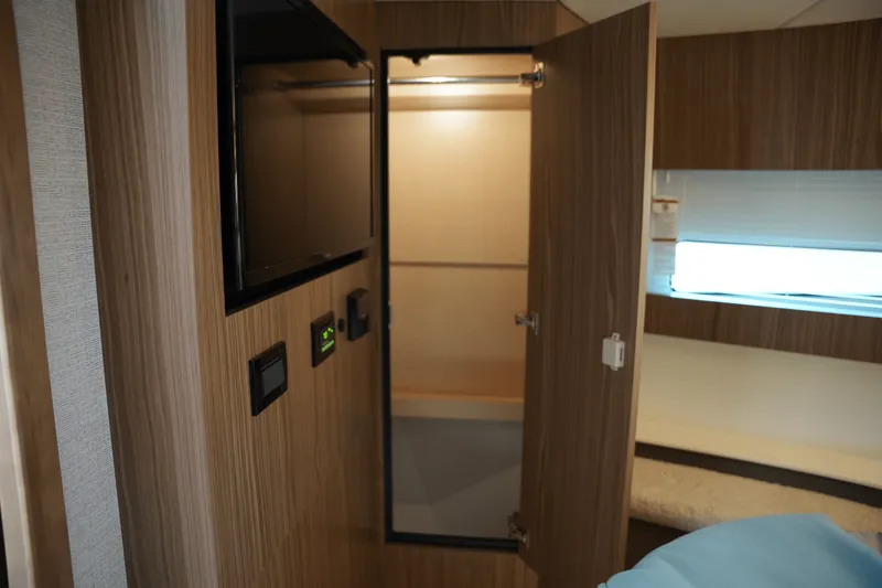 Slide: The Image of Cruisers Yachts 46 Cantius 2025 - 53