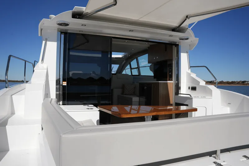 Slide: The Image of Cruisers Yachts 46 Cantius 2025 - 9