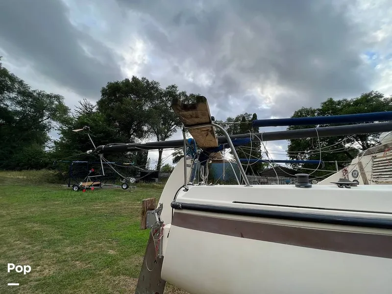 Slide: The Image of Amer Spirit 23 1978 - 11013783