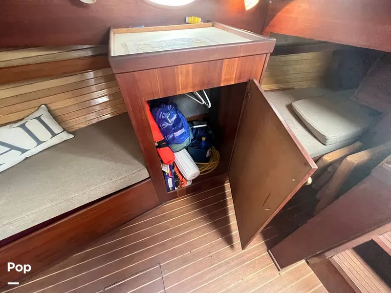 Slide: The Image of AC Cat 30 1980 - 10969845