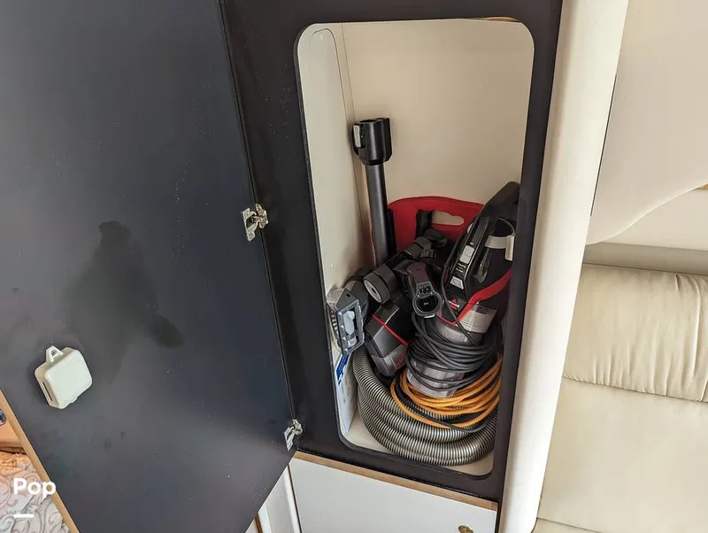 Slide: The Image of Sea Ray 380AC 2001 - 10959188