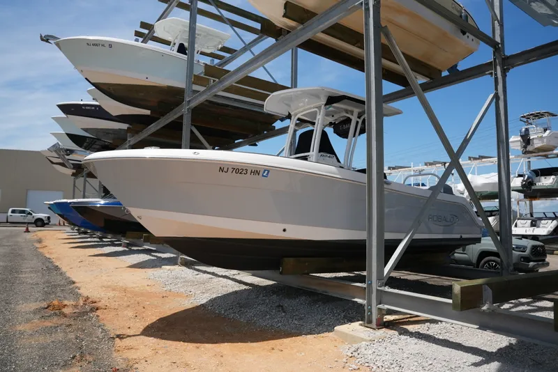Slide: The Image of Robalo R242EX 2020 - 41