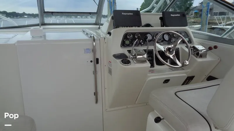 Slide: The Image of Wellcraft 330 coastal 2002 - 11042144