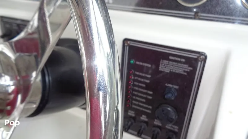 Slide: The Image of Wellcraft 330 coastal 2002 - 11042193