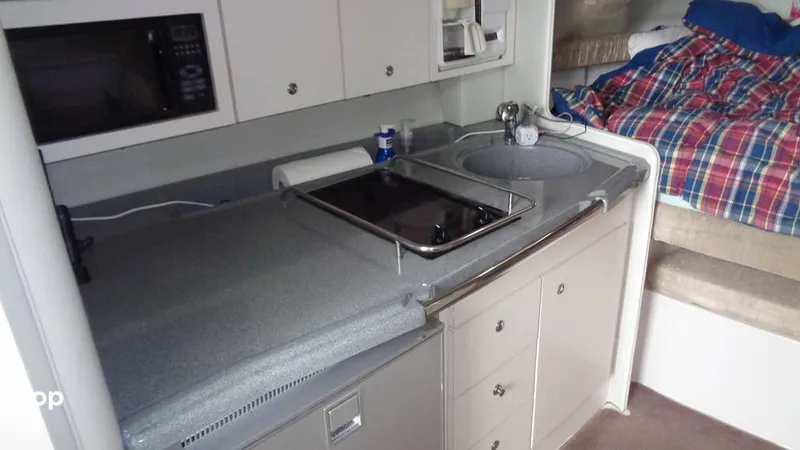 Slide: The Image of Wellcraft 330 coastal 2002 - 11042223