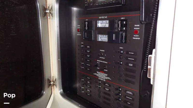 Slide: The Image of Wellcraft 330 coastal 2002 - 11042239