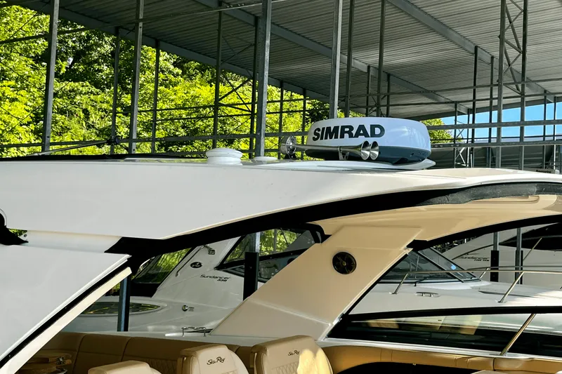 Slide: The Image of Sea Ray SLX 400 OB 2021 - 16