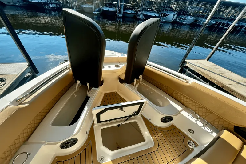 Slide: The Image of Sea Ray SLX 400 OB 2021 - 31