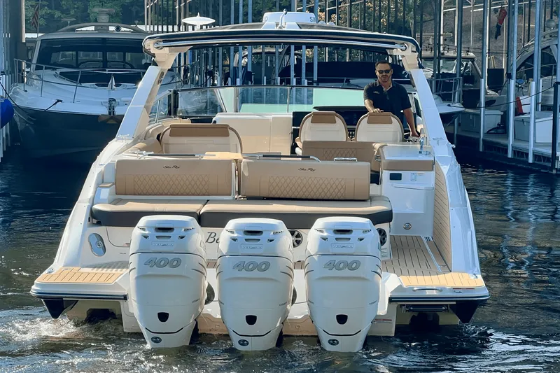 Slide: The Image of Sea Ray SLX 400 OB 2021 - 6