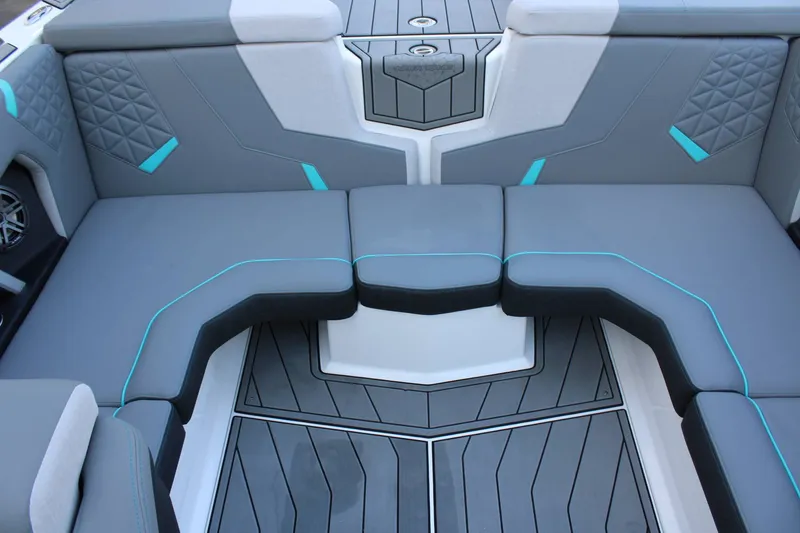 Slide: The Image of Nautique GS20 2026 - 14