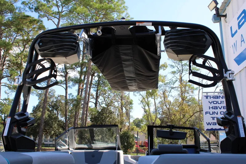 Slide: The Image of Nautique GS20 2026 - 16