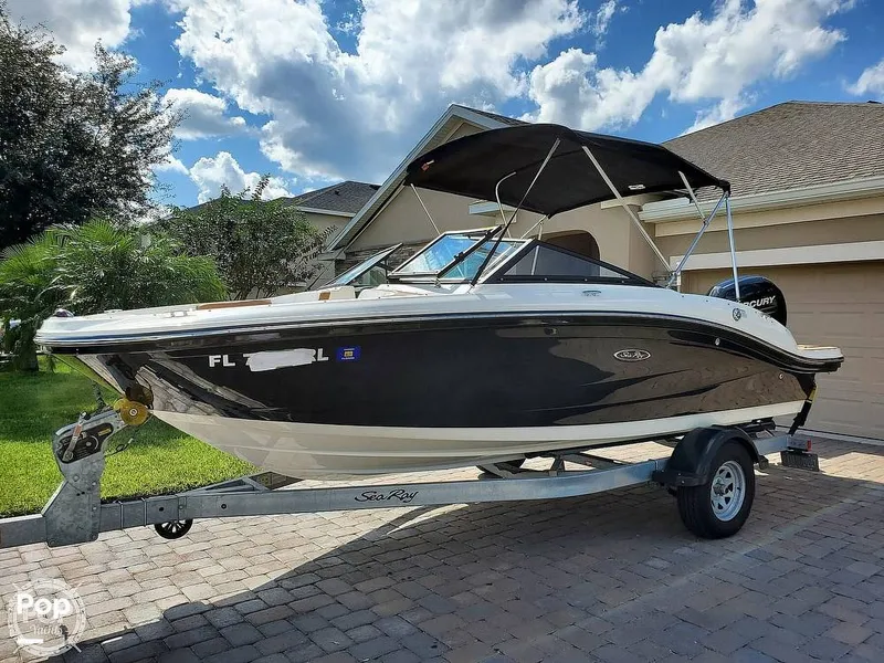 The Image of Sea Ray SPX 190 OB 2018 - 10989285