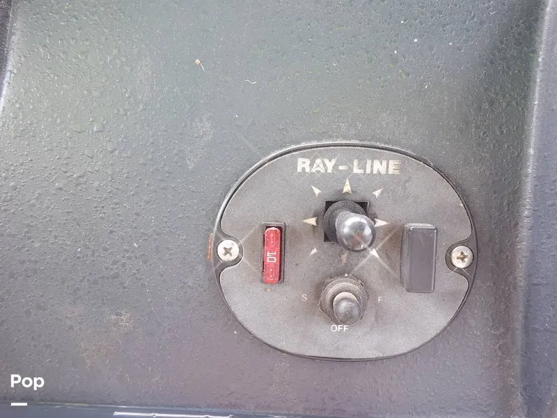 Slide: The Image of Sea Ray 415 Aft Cabin 1988 - 15900528