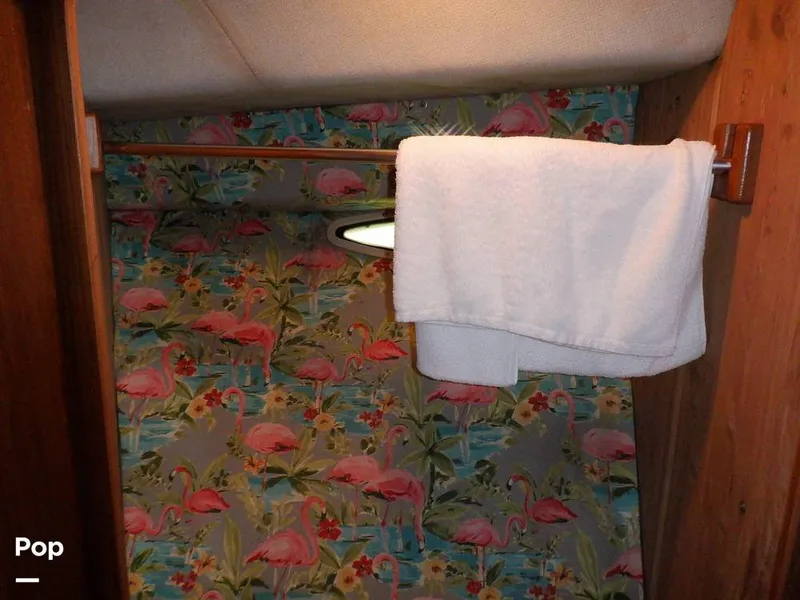 Slide: The Image of Sea Ray 415 Aft Cabin 1988 - 15900587