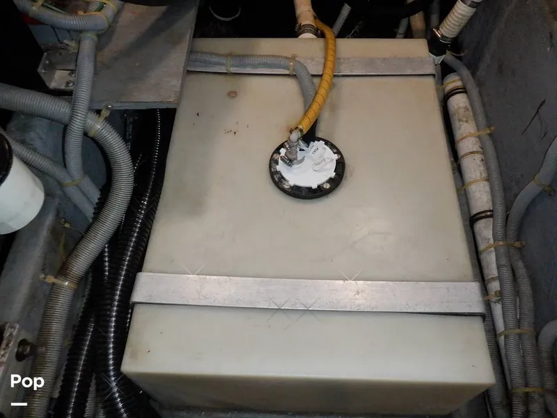 Slide: The Image of Sea Ray 415 Aft Cabin 1988 - 15900601