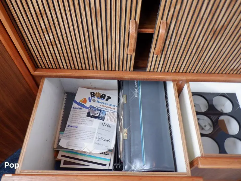 Slide: The Image of Sea Ray 415 Aft Cabin 1988 - 15900612