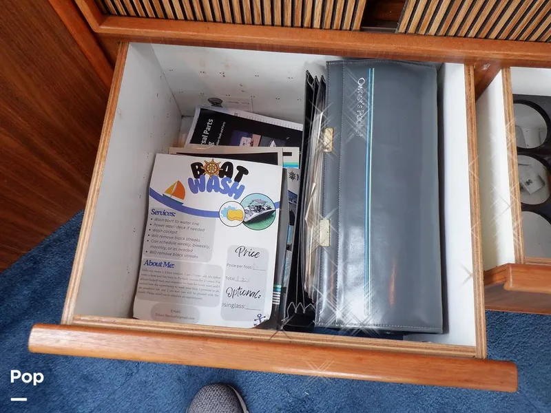 Slide: The Image of Sea Ray 415 Aft Cabin 1988 - 15900617