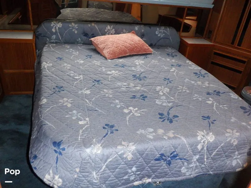 Slide: The Image of Sea Ray 415 Aft Cabin 1988 - 15900619