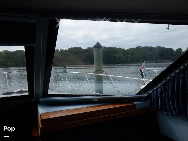 Slide: The Image of Sea Ray 415 Aft Cabin 1988 - 15900640