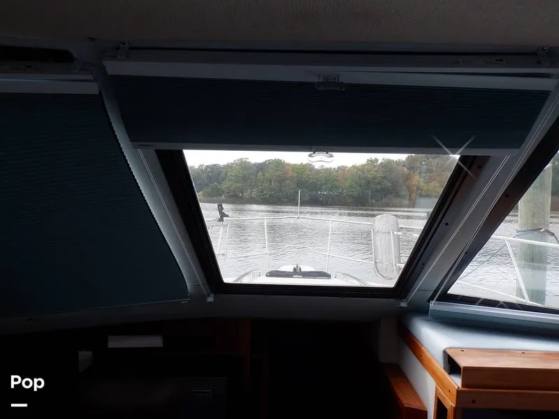 Slide: The Image of Sea Ray 415 Aft Cabin 1988 - 15900641