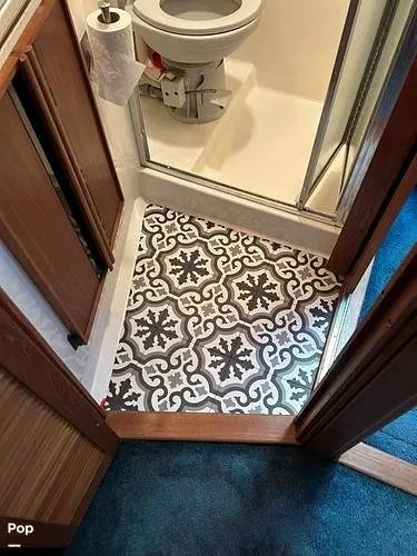 Slide: The Image of Sea Ray 415 Aft Cabin 1988 - 15515168