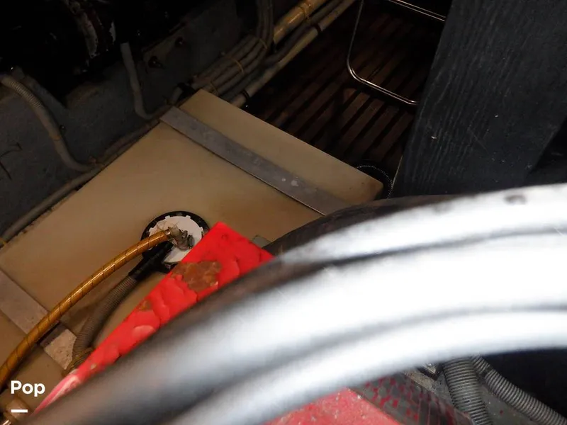 Slide: The Image of Sea Ray 415 Aft Cabin 1988 - 15900015