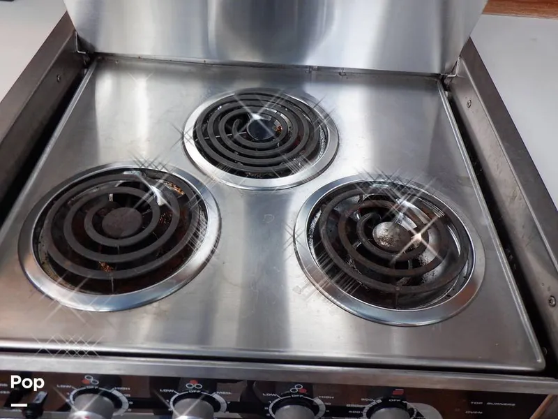 Slide: The Image of Sea Ray 415 Aft Cabin 1988 - 15900021