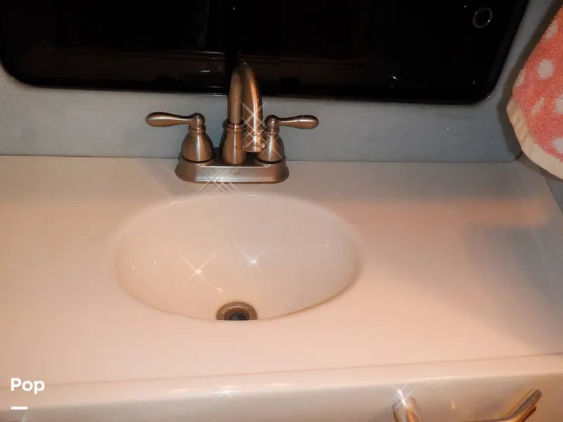 Slide: The Image of Sea Ray 415 Aft Cabin 1988 - 15900038