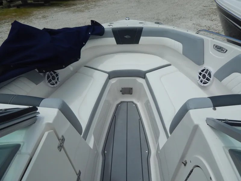Slide: The Image of Chaparral 23 SSi OB 2022 - 21